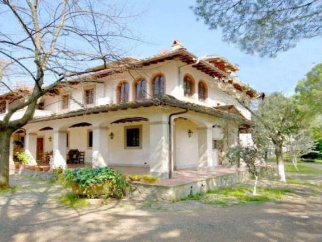 Villa in vendita a Firenze FI