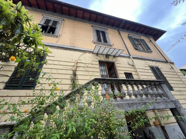 Villa in vendita a Firenze FI