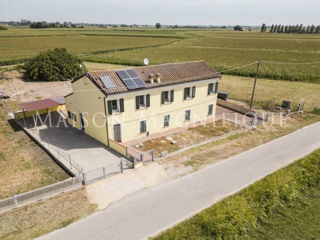 Villa in vendita a Fiscaglia FE