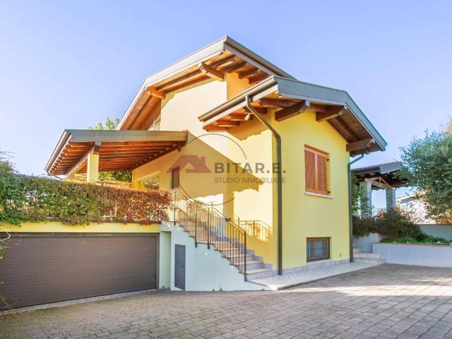Villa in vendita a Flero BS