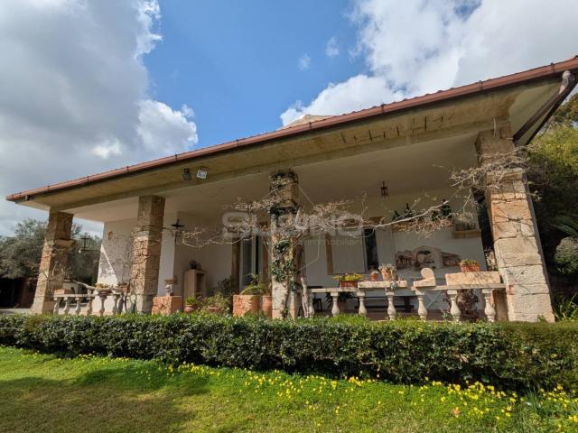 Villa in vendita a Floridia