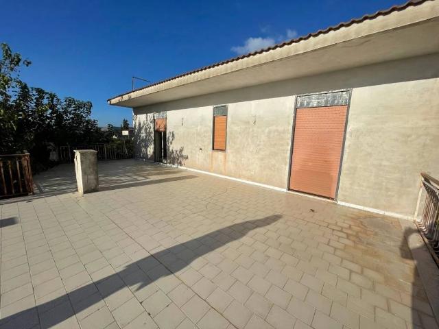 Villa in vendita a Floridia SR