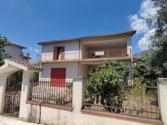 Villa in vendita a Francavilla Marittima