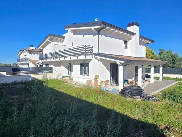 Villa in vendita a Frascati RM