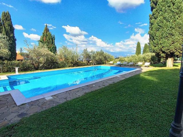 Villa in vendita a Frascati RM