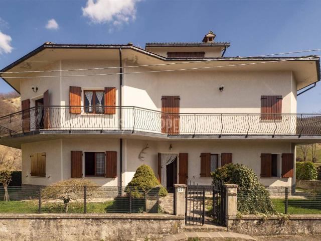 Villa in vendita a Frassinoro MO