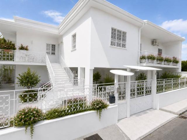 Villa in vendita a Frattamaggiore NA