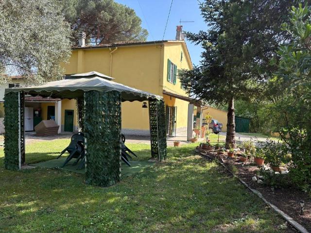 Villa in vendita a Fucecchio FI
