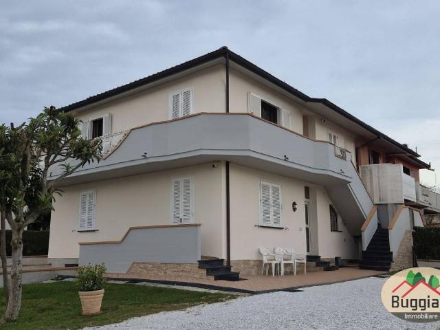 Villa in vendita a Fucecchio FI