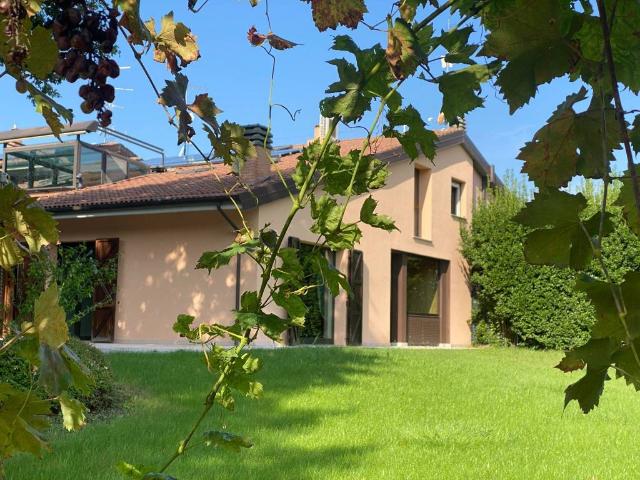 Villa in vendita a Imola BO