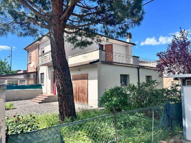 Villa in vendita a Imola BO