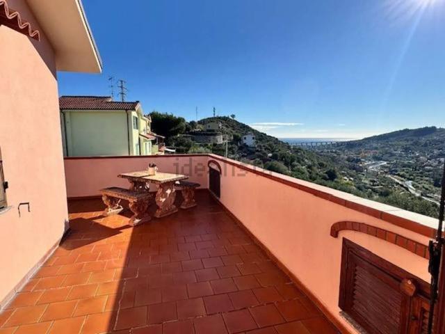 Villa in vendita a Imperia IM