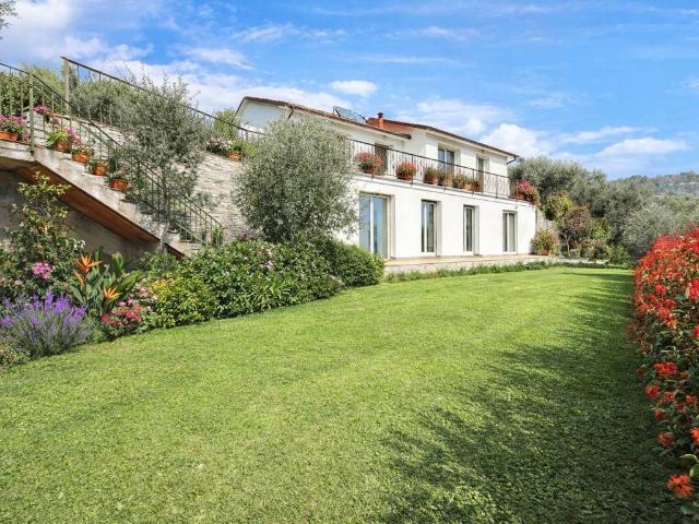 Villa in vendita a Imperia IM