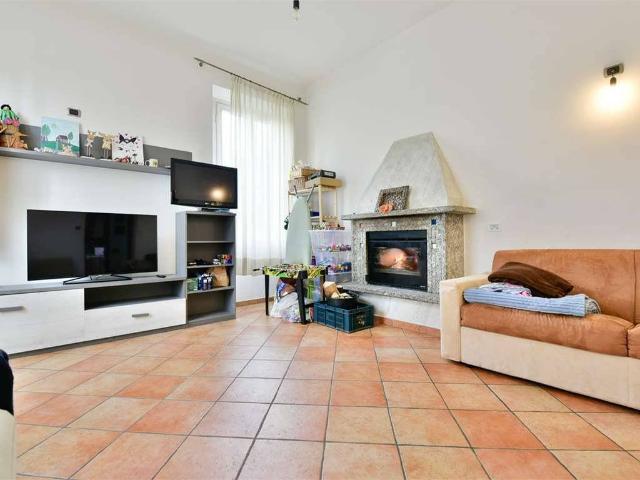 Villa in vendita a Inverigo CO