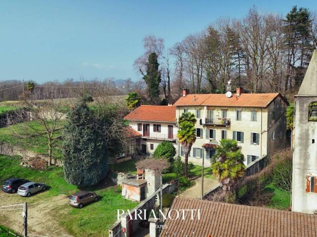 Villa in vendita a Invorio NO