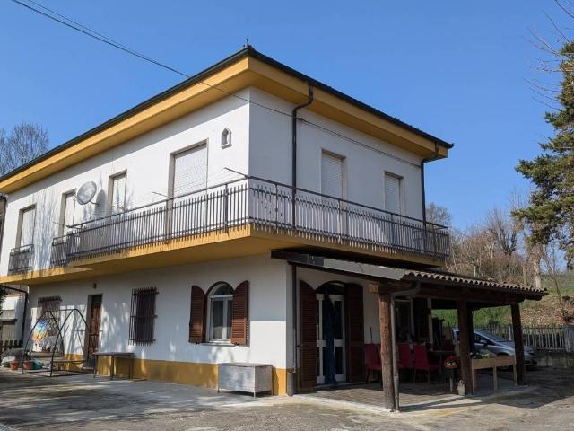 Villa in vendita a Isola d'Asti AT