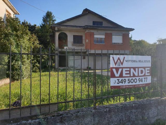Villa in vendita a Isola del Liri FR