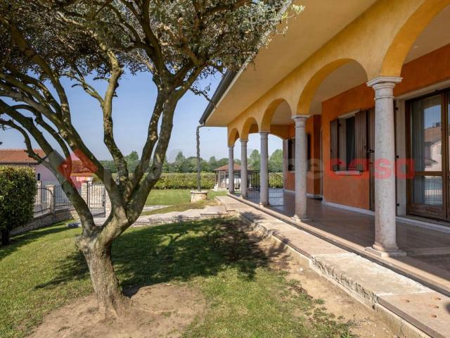 Villa in vendita a Isola della Scala VR