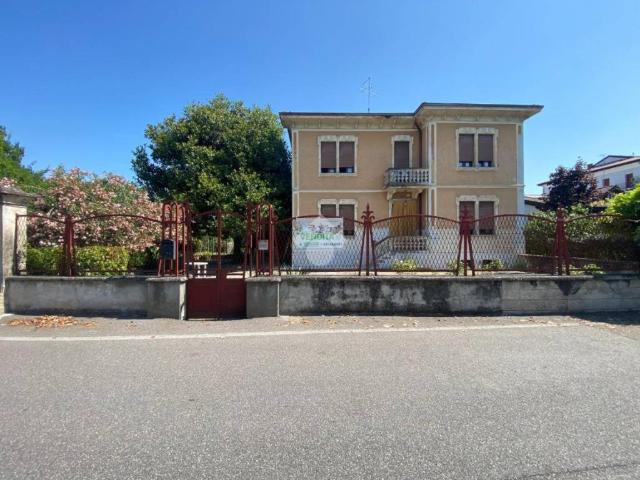 Villa in vendita a Isola della Scala VR