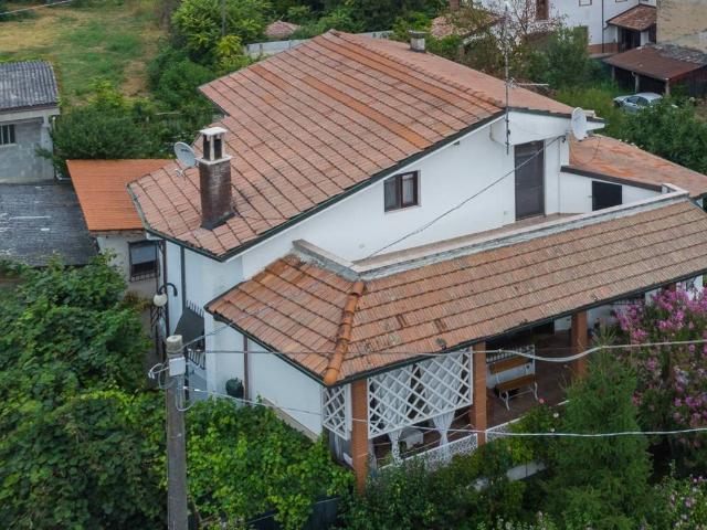 Villa in vendita a Isola Sant'Antonio AL