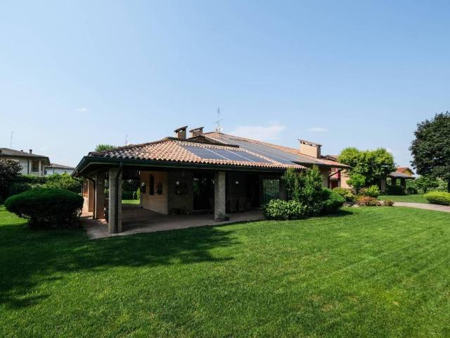 Villa in vendita a Isola Vicentina VI