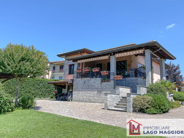 Villa in vendita a Ispra