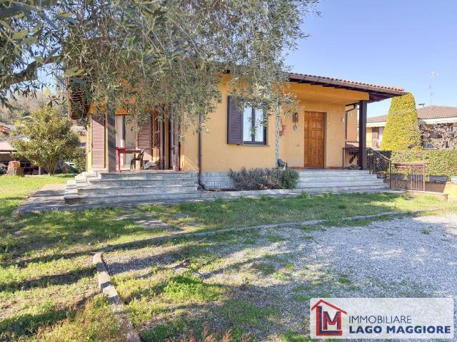 Villa in vendita a Ispra VA
