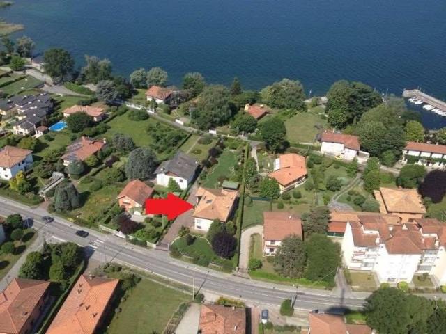 Villa in vendita a Ispra VA