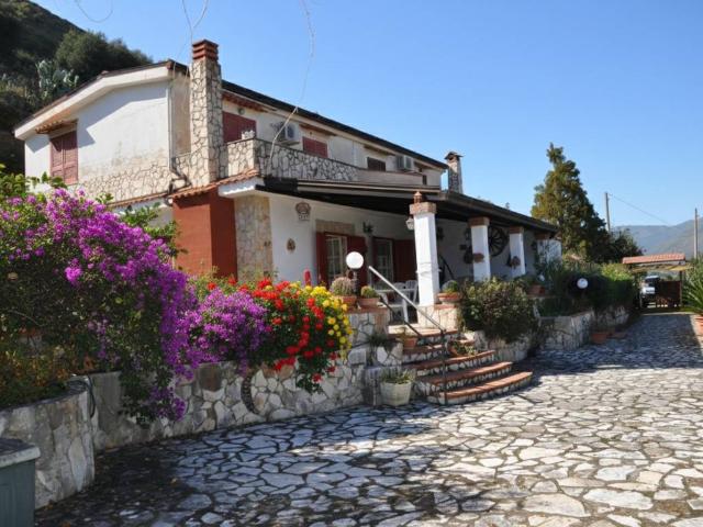 Villa in vendita a Itri LT
