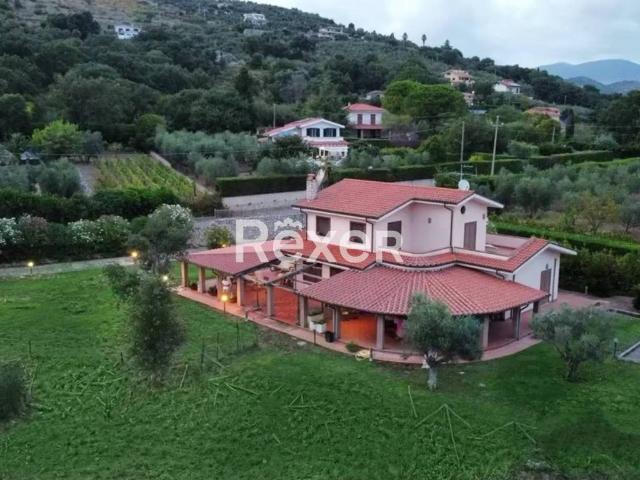 Villa in vendita a Itri LT