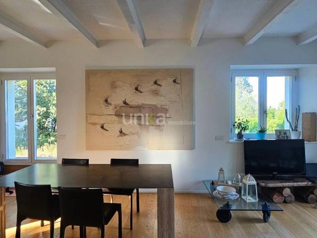 Villa in vendita a Jesi AN