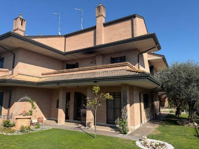 Villa in vendita a Occhiobello RO