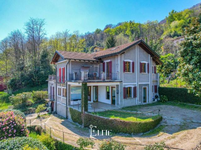 Villa in vendita a Oggebbio VB
