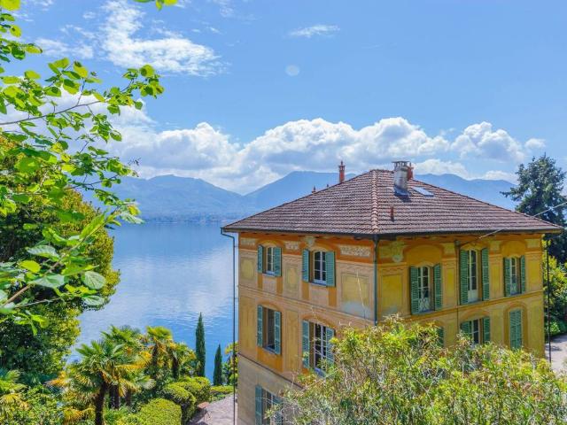 Villa in vendita a Oggebbio VB