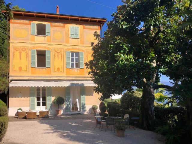 Villa in vendita a Oggebbio VB