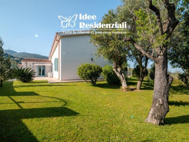 Villa in vendita a Olbia