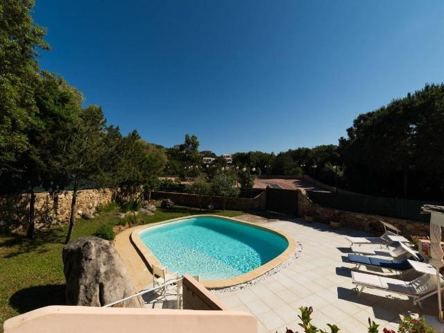 Villa in vendita a Olbia