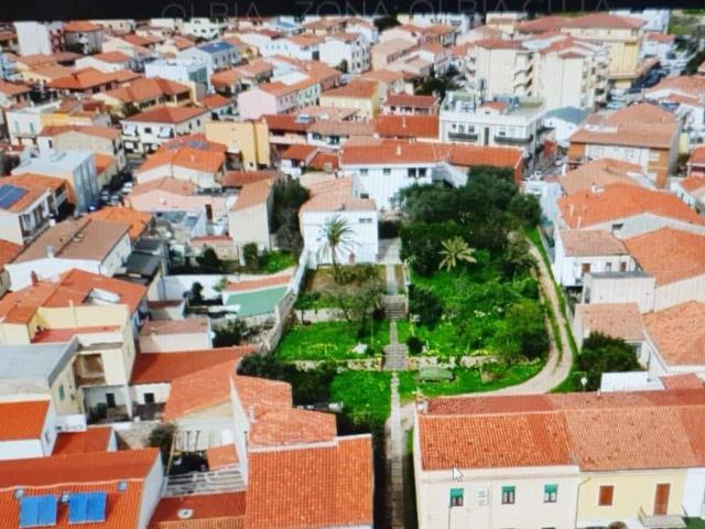 Villa in vendita a Olbia