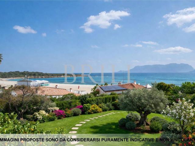 Villa in vendita a Olbia