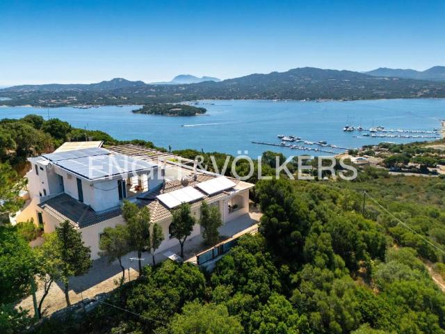 Villa in vendita a Olbia OT