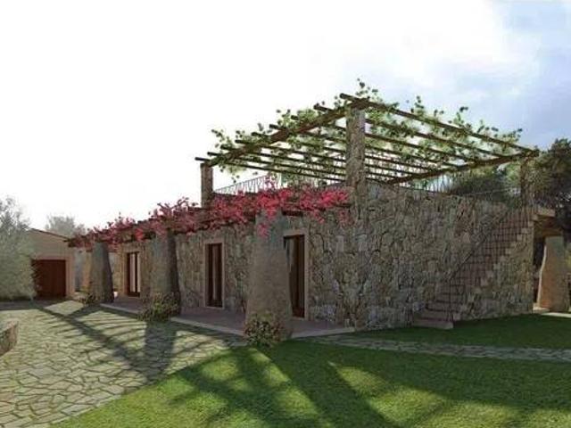 Villa in vendita a Olbia OT