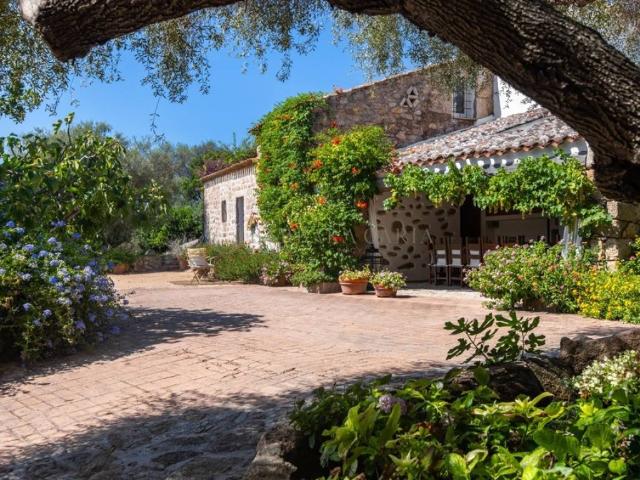 Villa in vendita a Olbia OT