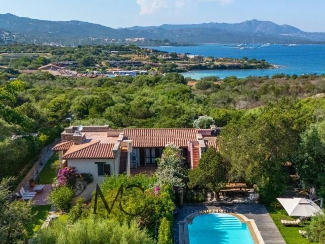 Villa in vendita a Olbia OT