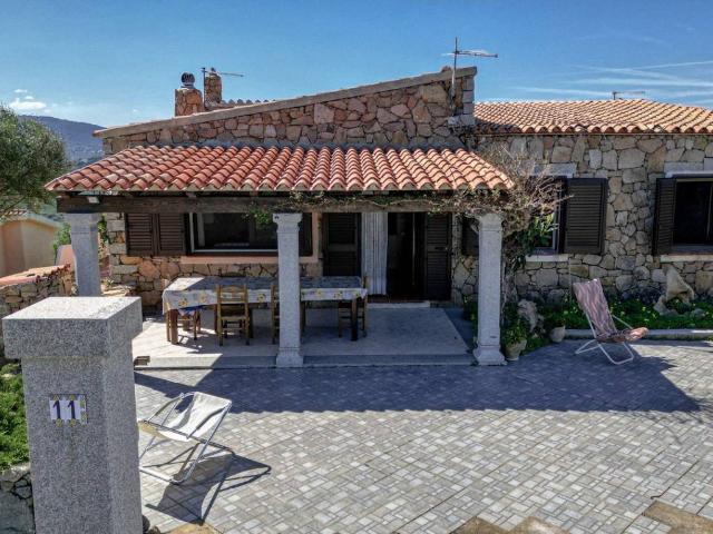 Villa in vendita a Olbia OT
