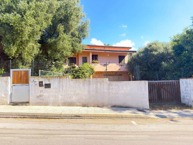 Villa in vendita a Olbia OT