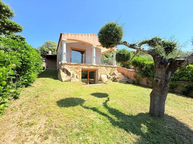 Villa in vendita a Olbia SS