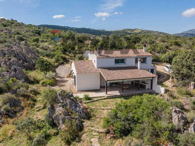 Villa in vendita a Olbia OT