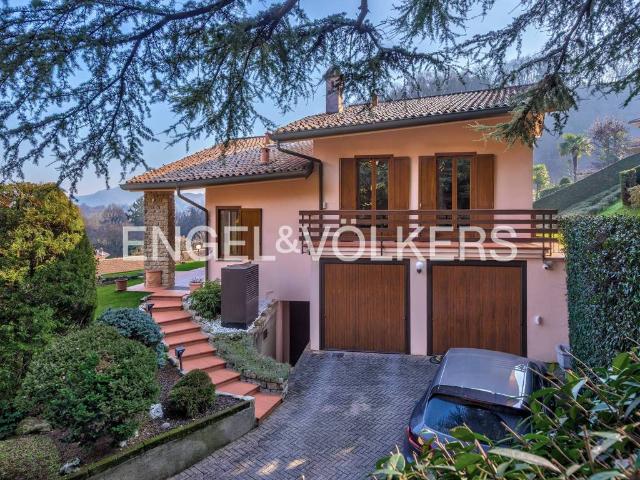 Villa in vendita a Olgiate Molgora LC