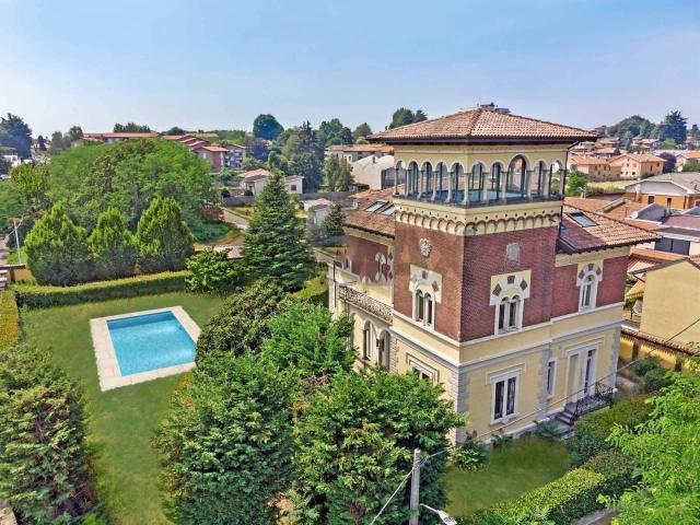 Villa in vendita a Olgiate Olona