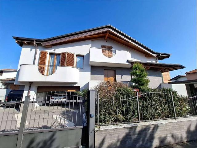 Villa in vendita a Olgiate Olona VA